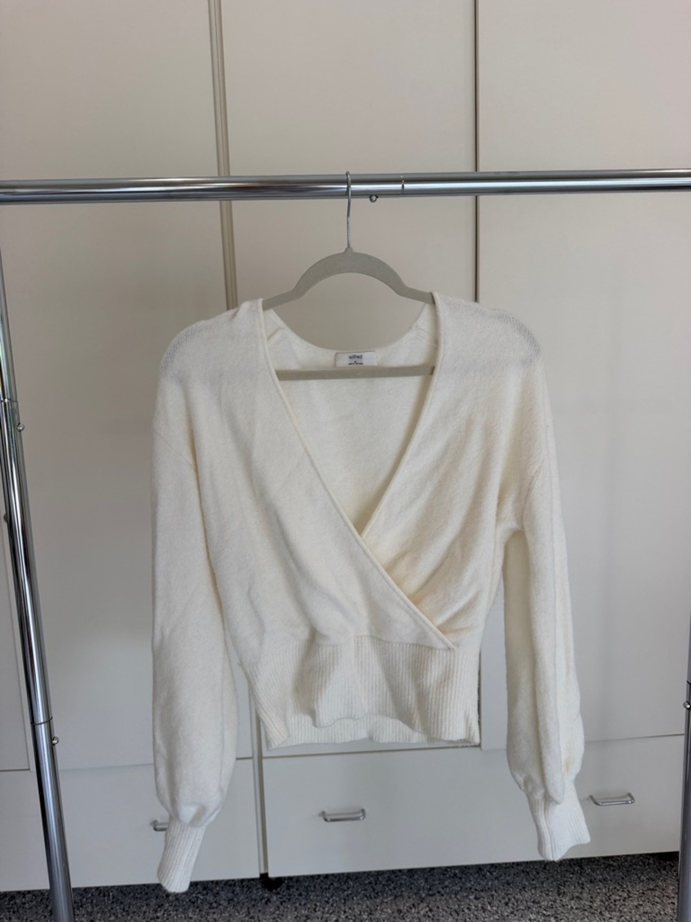Wilfred Women’s Cream Wrap V-Neck Sweater